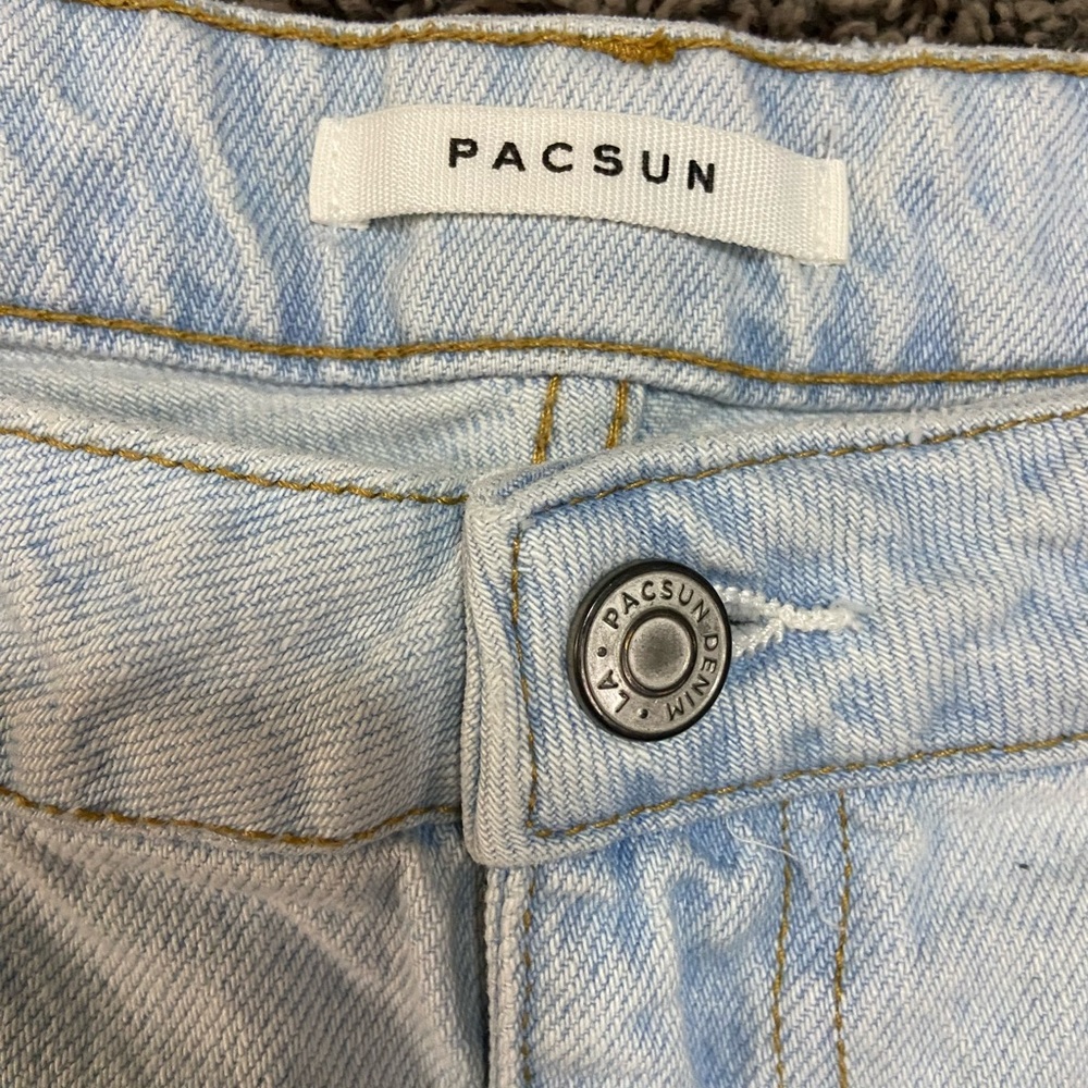PACSUN Women’s Mom Jeans Light Blue Size 30